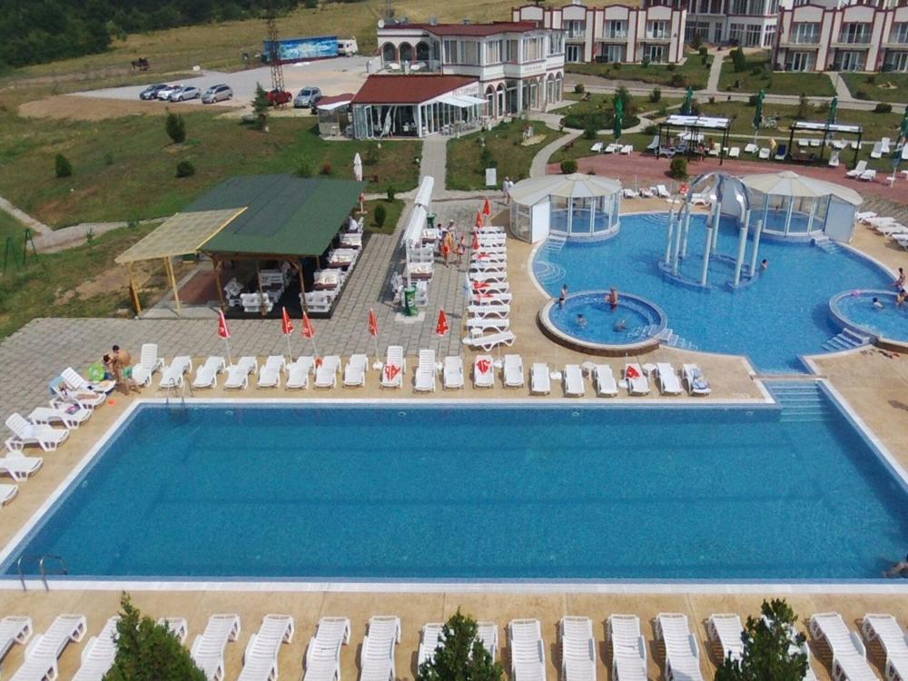 Апартаментен Туристически Комплекс Аква Терми Krasnovo Zewnętrze zdjęcie